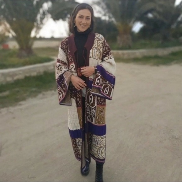 ZARA JACQUARD CAPE COAT SPECIAL EDITION - Picture 13 of 13